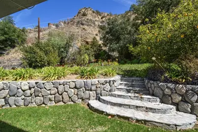 2447 Stonyvale Road, Tujunga, CA 91042 - Photo 35
