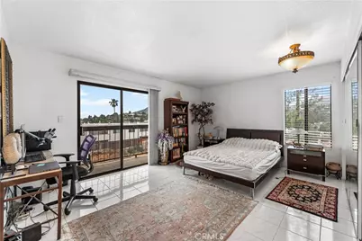1745 Holly #302, Glendale, CA 91206 - Photo 23