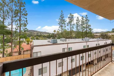 1745 Holly #302, Glendale, CA 91206 - Photo 31