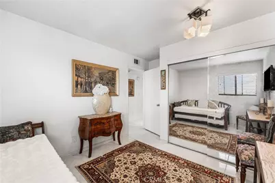 1745 Holly #302, Glendale, CA 91206 - Photo 19