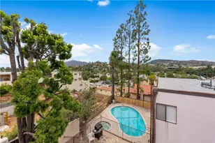 1745 Holly, Glendale, CA 91206 - Photo 35