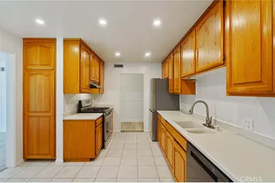 20353 Gault, Winnetka, CA 91306 - Photo 9