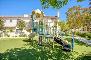 25703 Holiday Cir, Stevenson Ranch, CA 91381 - Photo 23
