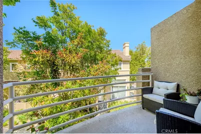 25703 Holiday Circle #C, Stevenson Ranch, CA 91381 - Photo 11