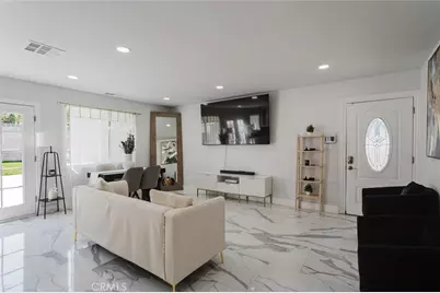 11900 Cometa Avenue, Pacoima, CA 91331 - Photo 3