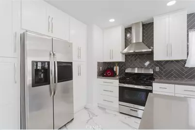 11900 Cometa Avenue, Pacoima, CA 91331 - Photo 13