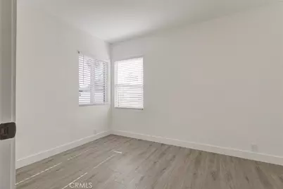 11031 Lull Street, Los Angeles, CA 91352 - Photo 35
