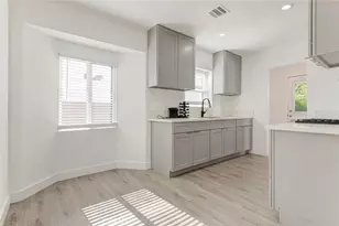 11031 Lull St, Los Angeles, CA 91352 - Photo 13