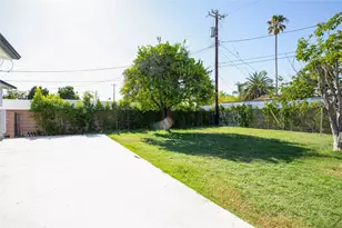 11031 Lull St, Los Angeles, CA 91352 - Photo 39