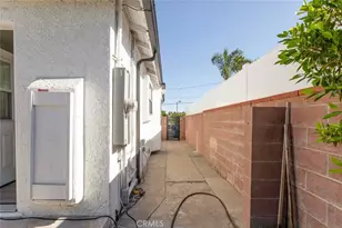 11031 Lull St, Los Angeles, CA 91352 - Photo 43