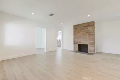11031 Lull Street, Los Angeles, CA 91352 - Photo 9