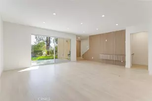 9512 Via Venezia, Burbank, CA 91504 - Photo 13