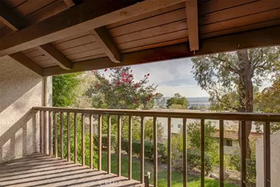 9512 Via Venezia, Burbank, CA 91504 - Photo 41