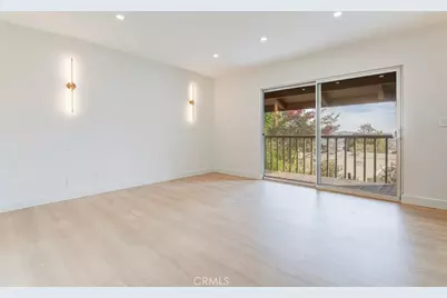 9512 Via Venezia, Burbank, CA 91504 - Photo 33