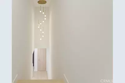 9512 Via Venezia, Burbank, CA 91504 - Photo 27