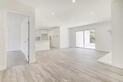 16509 Shamhart, Granada Hills, CA 91344 - Photo 9