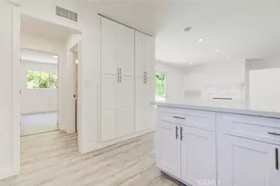 16509 Shamhart, Granada Hills, CA 91344 - Photo 17