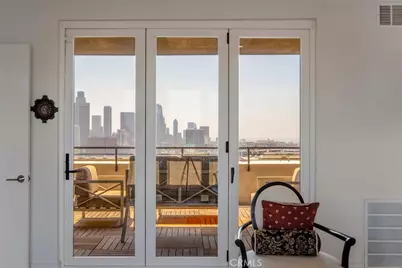 1049 N Joels Place, Los Angeles, CA 90012 - Photo 35
