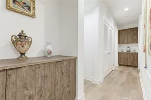 1049 N Joels Pl, Los Angeles, CA 90012 - Photo 11