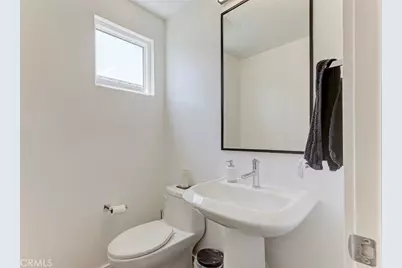 1049 N Joels Place, Los Angeles, CA 90012 - Photo 23