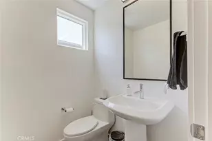 1049 N Joels Pl, Los Angeles, CA 90012 - Photo 23