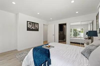 13739 Wyandotte, Los Angeles, CA 91405 - Photo 25