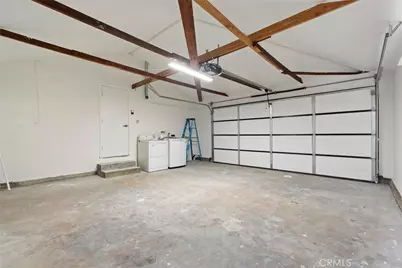 13739 Wyandotte, Los Angeles, CA 91405 - Photo 31