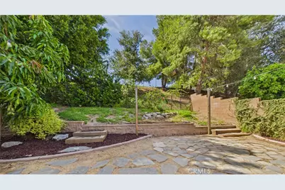 7838 Ellenbogen Street, Sunland, CA 91040 - Photo 37