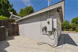 7838 Ellenbogen St, Sunland, CA 91040 - Photo 5