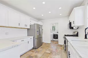 7838 Ellenbogen St, Sunland, CA 91040 - Photo 13