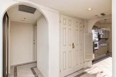345 Pioneer Drive #1705, Glendale, CA 91203 - Photo 11
