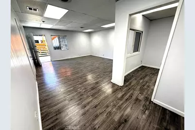 6308 Woodman Avenue #101, Van Nuys, CA 91401 - Photo 3