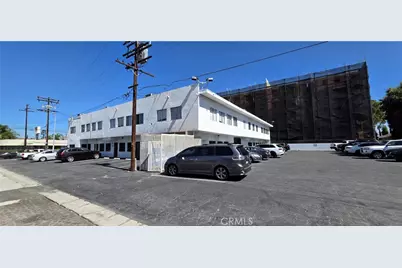 6308 Woodman Avenue #103, Van Nuys, CA 91401 - Photo 5