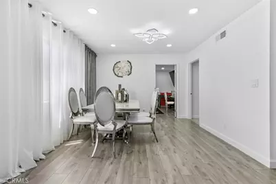 8801 Cedros Avenue #7, Panorama City, CA 91402 - Photo 9