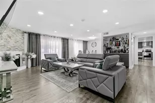 8801 Cedros Ave, Panorama City, CA 91402 - Photo 3
