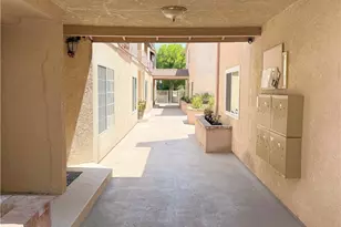 8744 Darby Ave, Northridge, CA 91325 - Photo 3