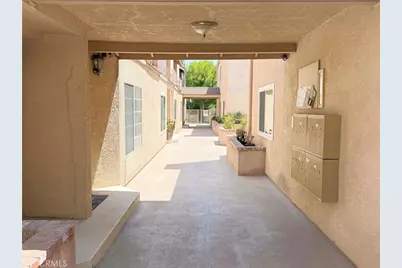 8744 Darby Avenue #14, Northridge, CA 91325 - Photo 3