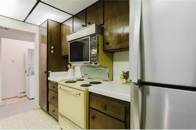 3481 Stancrest Drive #334, Glendale, CA 91208 - Photo 21