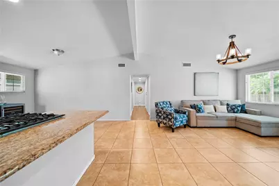 1021 N Lyman Avenue, Covina, CA 91724 - Photo 21