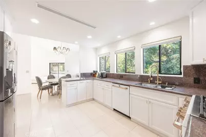 1864 Arvin Drive, Glendale, CA 91208 - Photo 13