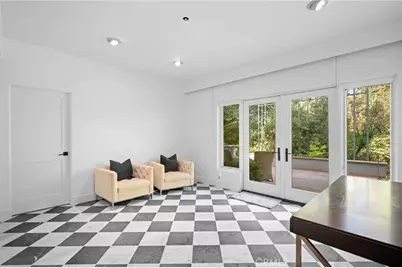 1040 Hillcroft Road, Glendale, CA 91207 - Photo 31