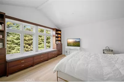 1040 Hillcroft Road, Glendale, CA 91207 - Photo 25