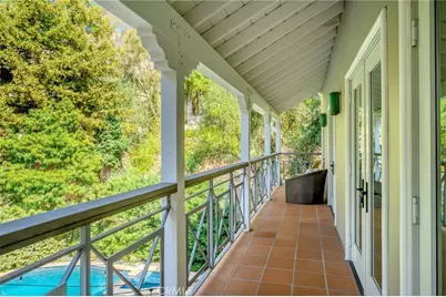 1040 Hillcroft Road, Glendale, CA 91207 - Photo 9