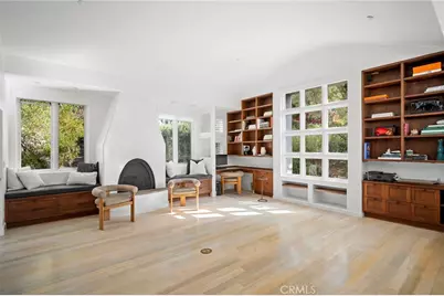 1040 Hillcroft Road, Glendale, CA 91207 - Photo 17