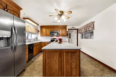 3255 Montrose, Glendale, CA 91214 - Photo 9
