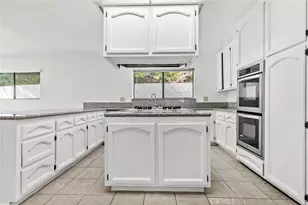 1321 Greenbriar, Glendale, CA 91207 - Photo 17