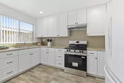 6094 Orange Avenue, Cypress, CA 90630 - Photo 15