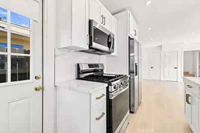1205 Cole Avenue, Los Angeles, CA 90038 - Photo 9