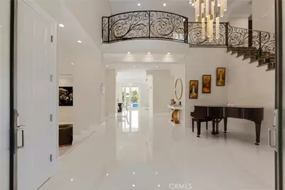 860 Greenridge, La Canada Flintridge, CA 91011 - Photo 11