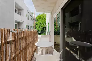 13220 Valleyheart Dr, Studio City, CA 91604 - Photo 29